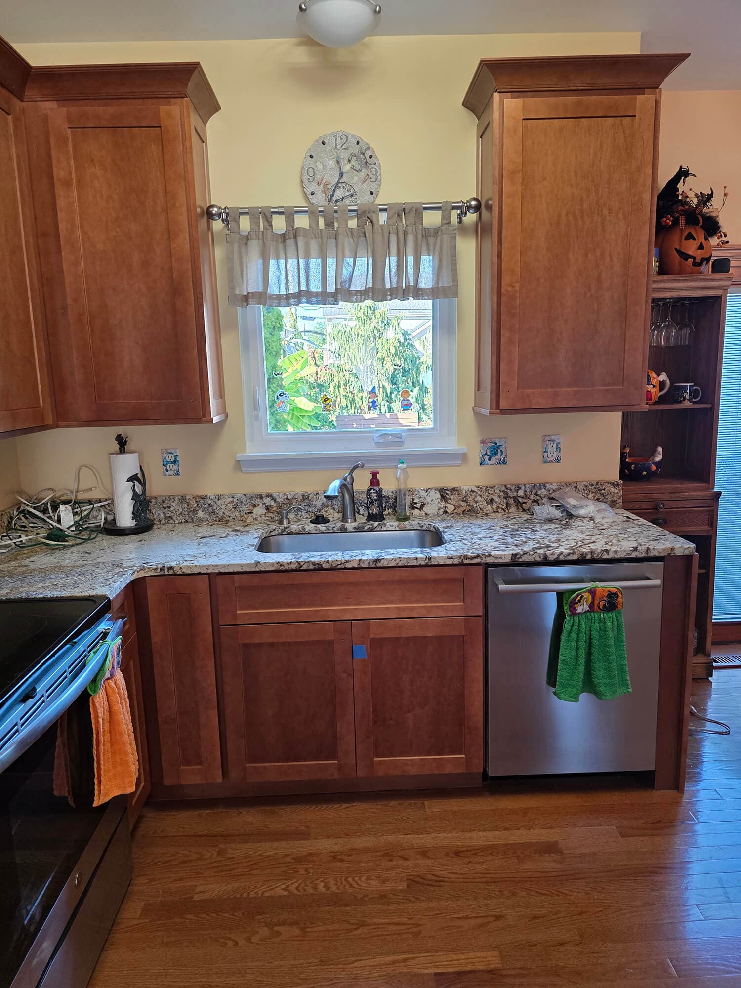 Kitchen Cabinet Refacing Custom kitchen remodel featuring kitchen cabinet remodel refacing by Professional Wood Interiors - St. Louis, MO