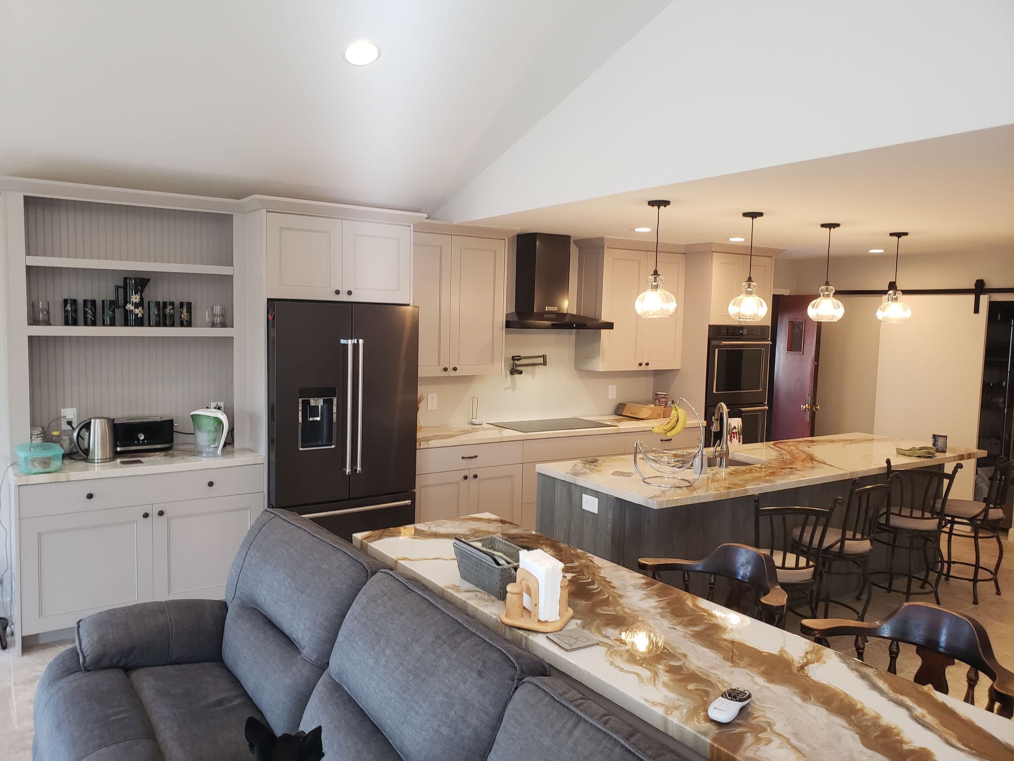 Quartzite Luxury Kitchen Custom kitchen remodel featuring white luxury kitchen remodel by Professional Wood Interiors - St. Louis, MO