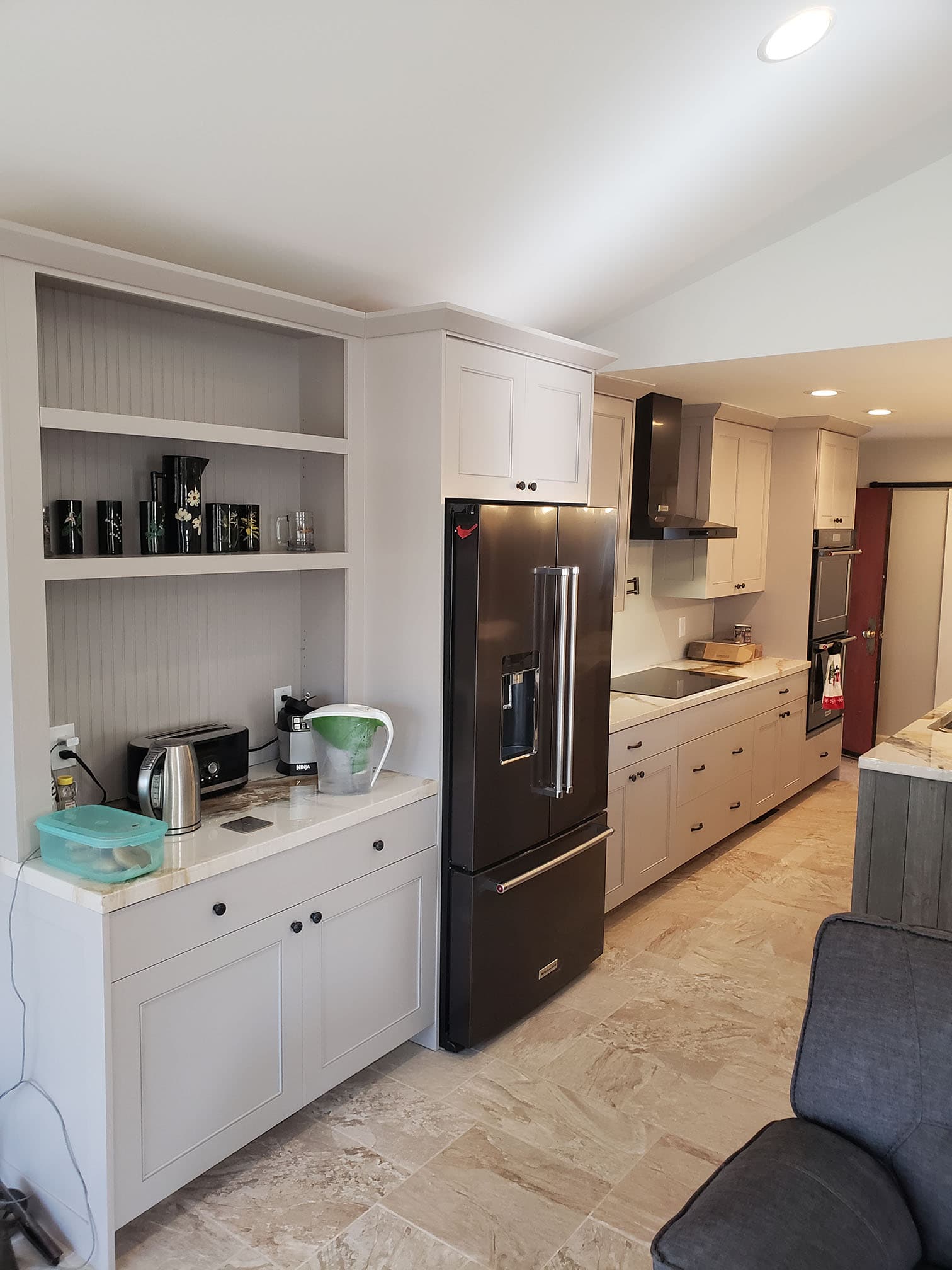 Quartzite Luxury Kitchen Custom kitchen remodel featuring white luxury kitchen remodel by Professional Wood Interiors - St. Louis, MO