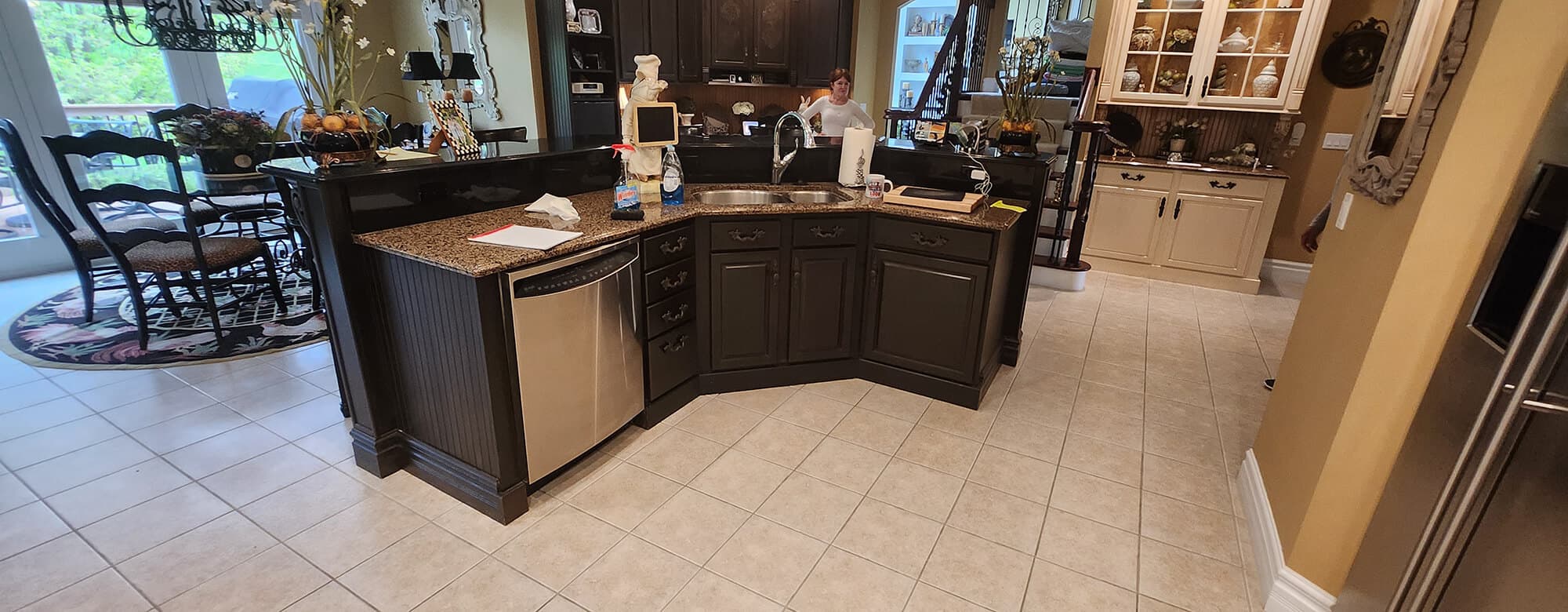 White Cabinet Kitchen Custom kitchen remodel featuring kitchen remodel laurien by Professional Wood Interiors - St. Louis, MO