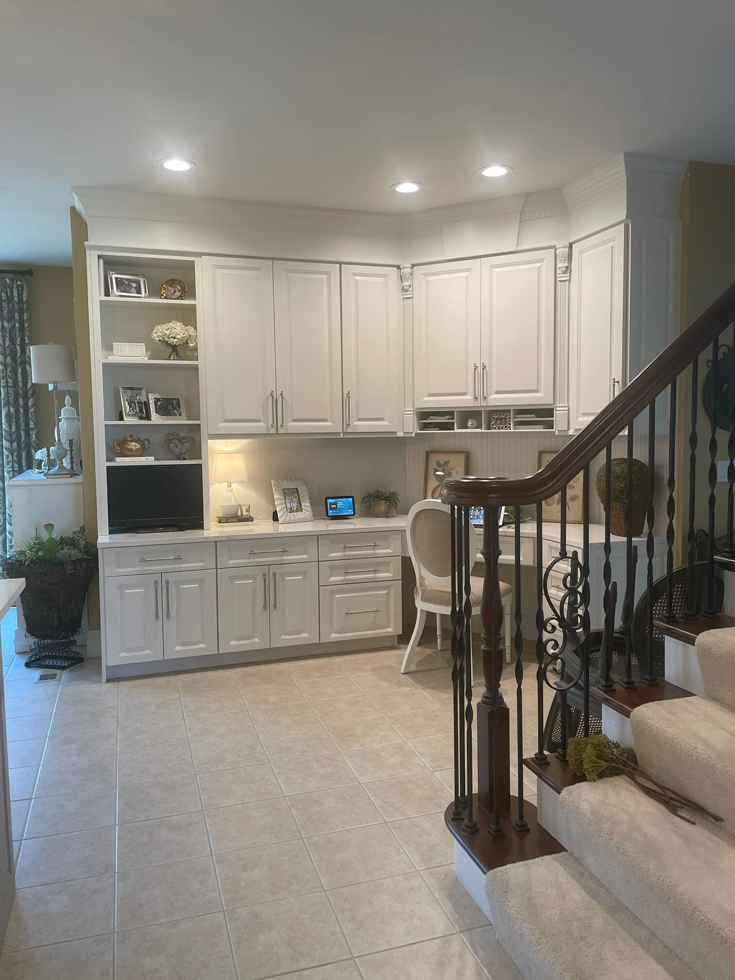 White Cabinet Kitchen Custom kitchen remodel featuring kitchen remodel laurien by Professional Wood Interiors - St. Louis, MO